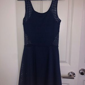 Short blue dress